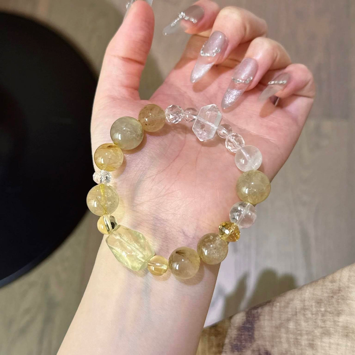 金发晶白幽灵黄水晶手串