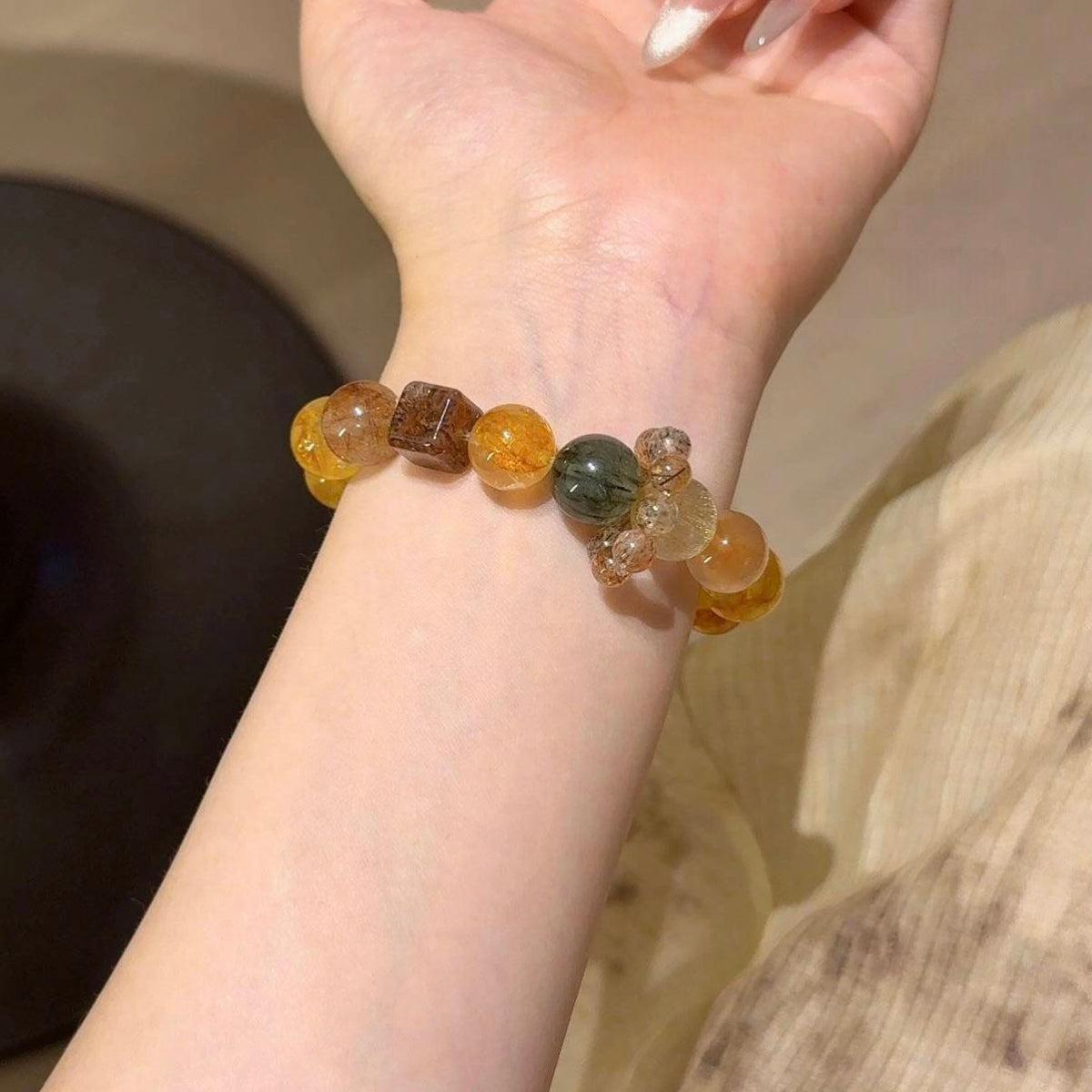 黄色系多宝手串