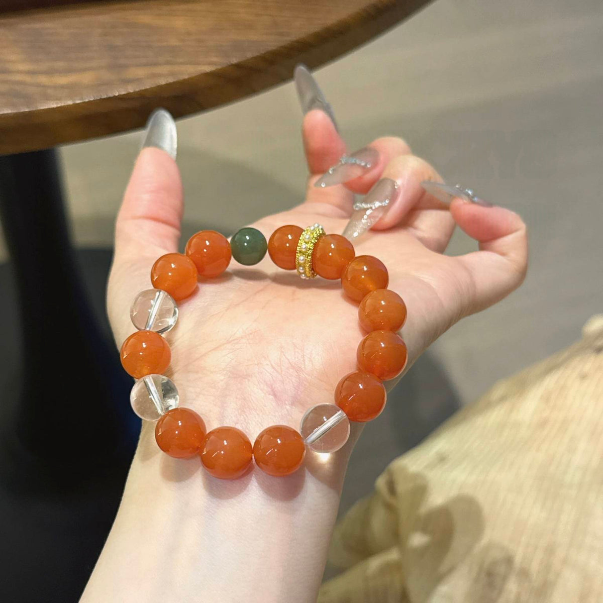 红玛瑙碧玉白水手串