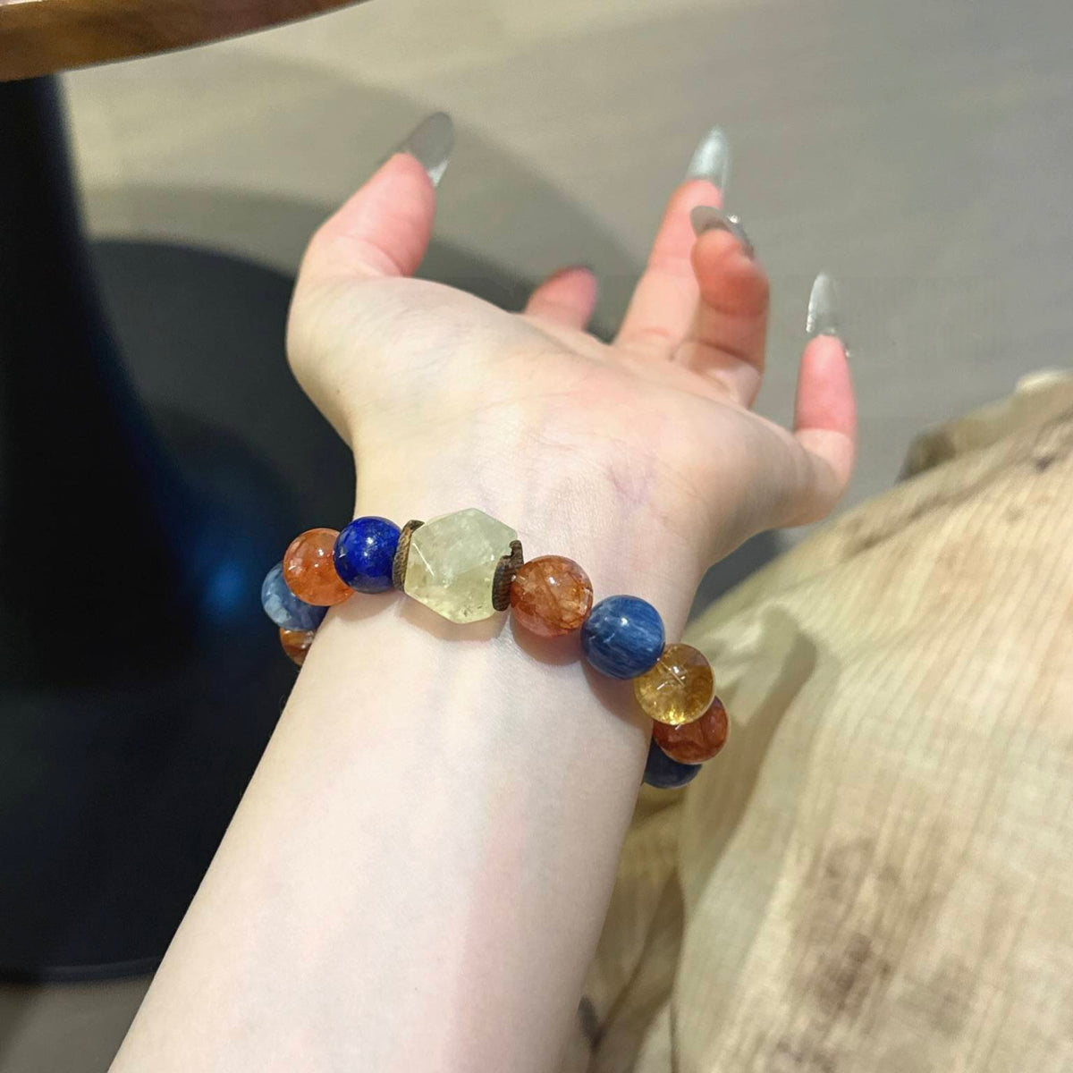 蓝晶黄塔晶手串