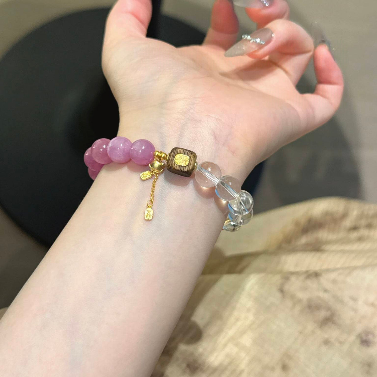 紫锂辉白水晶沉香手串