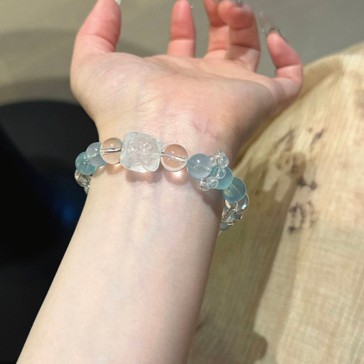 海蓝宝白幽醒狮手串