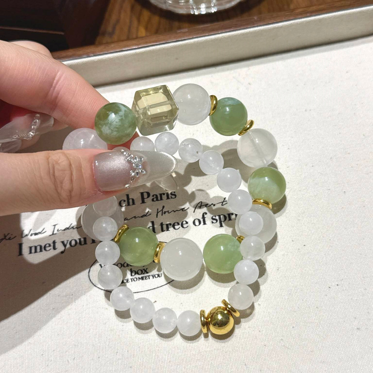 岫玉白幽灵手串