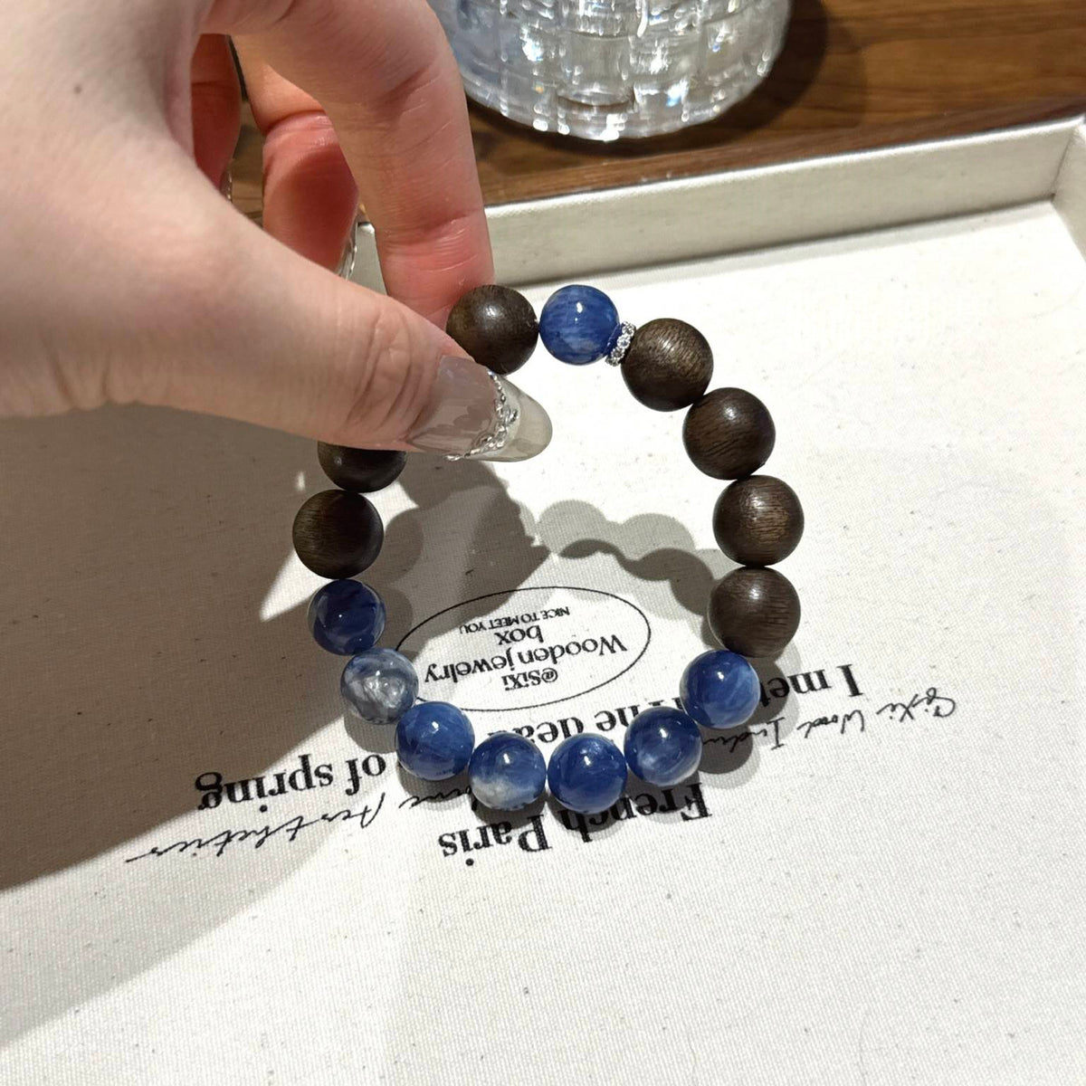 蓝晶石沉香手串