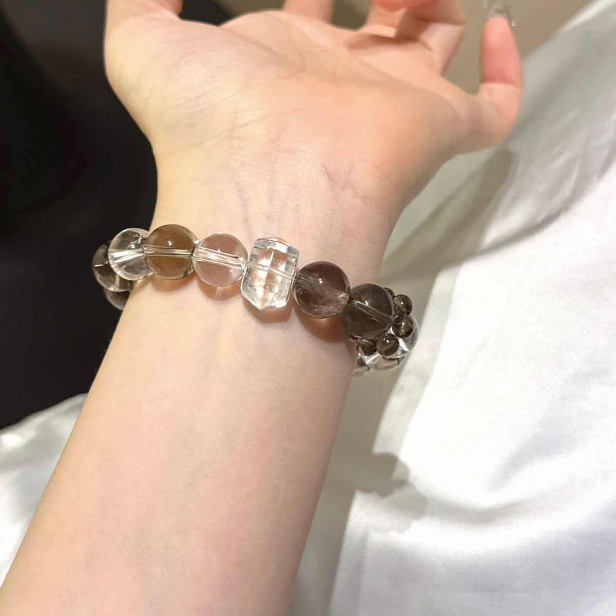茶水晶白水晶双尖柱手串